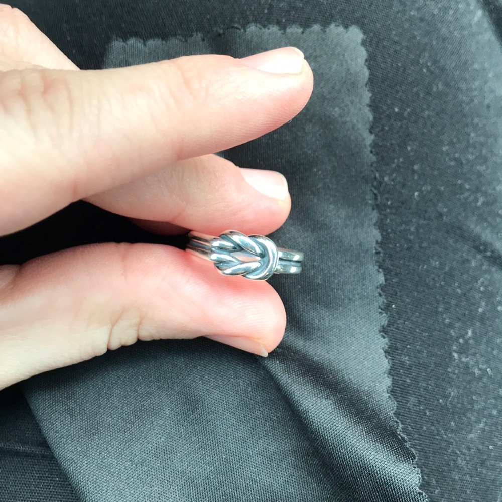 “Lover’s Knot” ring